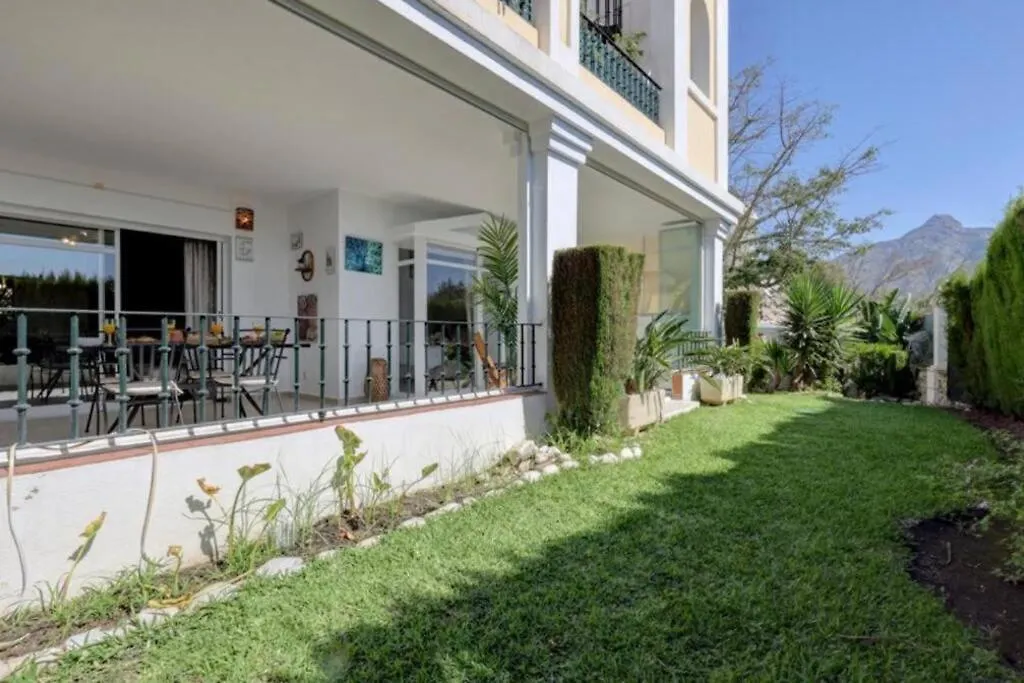 Aloha Gardens In Puerto Banus Apartment Marbella